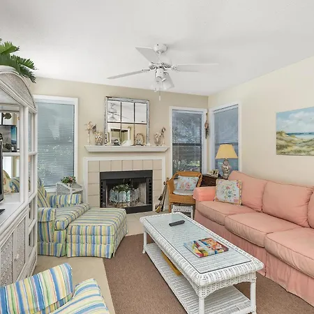 Harbour Oaks #407 Villa